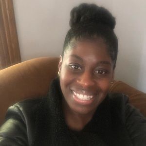 Meet your Posher, Latonya